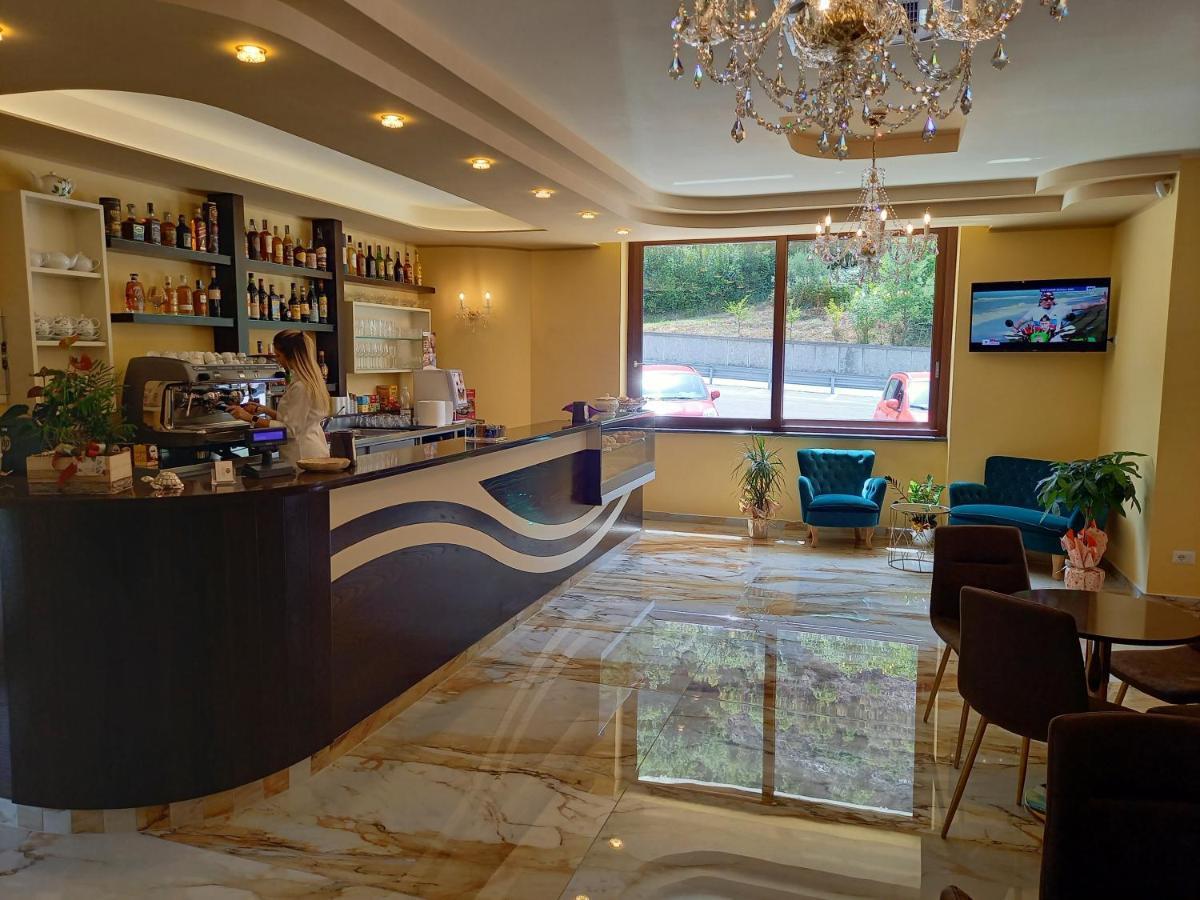 Hotel Ristorante Villa Terry Lauria Inferiore Kültér fotó