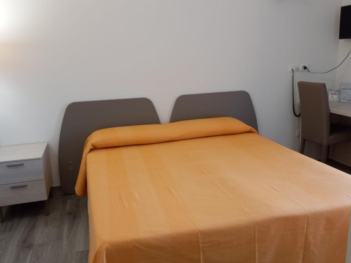 Hotel Ristorante Villa Terry Lauria Inferiore Kültér fotó